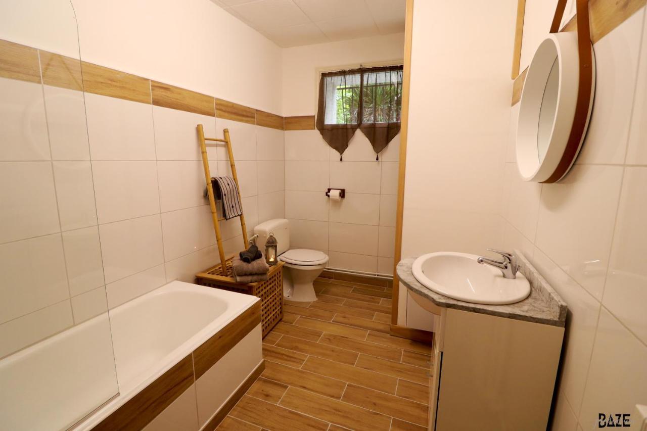 Centre De Bien-Etre Et Ses Chambres D'Hote Villeneuve-de-Riviere Ngoại thất bức ảnh